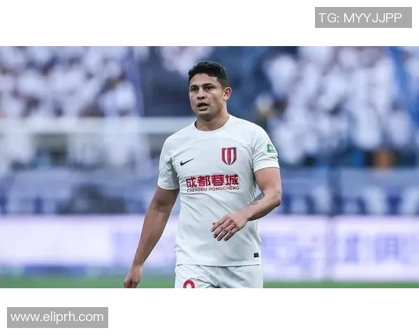 中超联赛艾克森精彩破门助力球队争冠展现超强实力