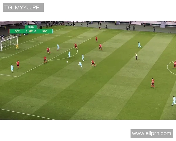 奥乌苏远射助力深圳新鹏城崛起展现足球魅力与团队精神