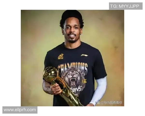 巴里-布朗当选CBA最有价值球员，成就赛季辉煌