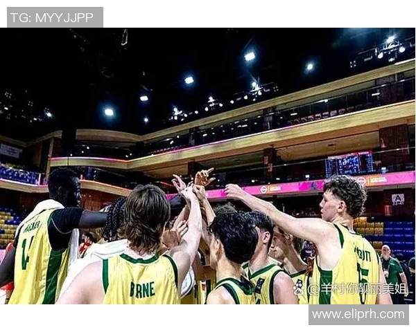 广州球迷齐聚球馆，助威球队夺得关键胜利