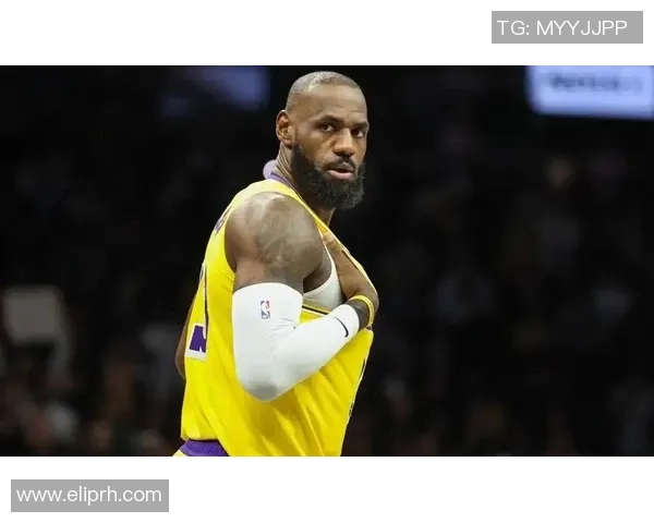 湖人队新援表现出色,球队士气高涨,夺冠之路势不可挡 湖人队新援表现出色,球队士气高涨,夺冠之路势不可挡