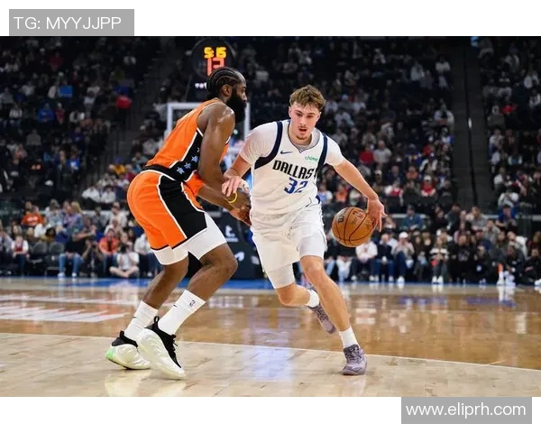 快船主场大胜独行侠，追平西部第二