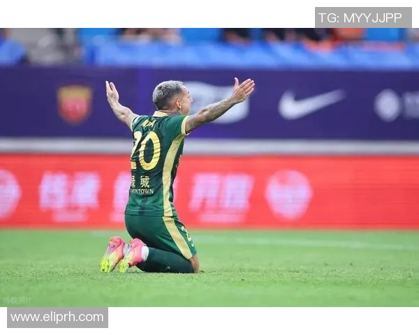 浙江东阳光成功晋级季后赛,球迷热情庆祝球队取得胜利 浙江东阳光成功晋级季后赛,球迷热情庆祝球队取得胜利